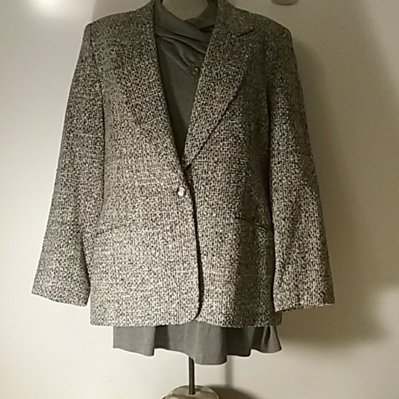 🍁Vintage Vinci Clothiers 100% Silk Blazer Size 12 - Picture 2 of 6